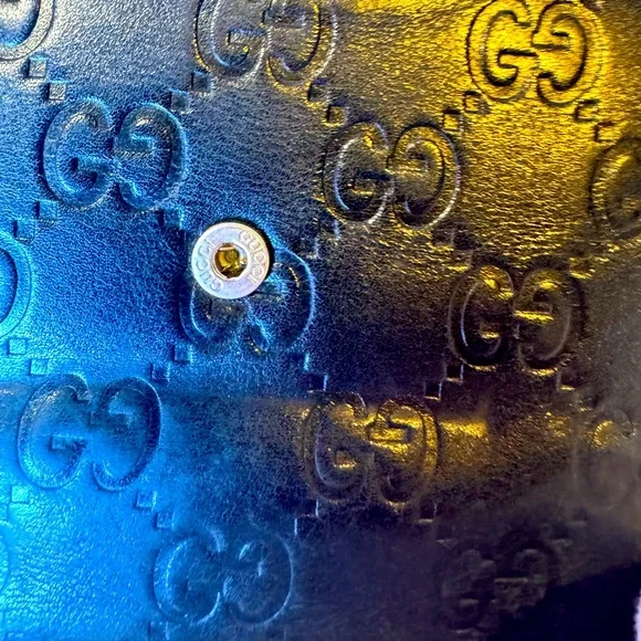 Gucci Bifold Wallet Authentic Gucci Black GG Embossed Leather Bifold Wallet EUC - Picture 7 of 12